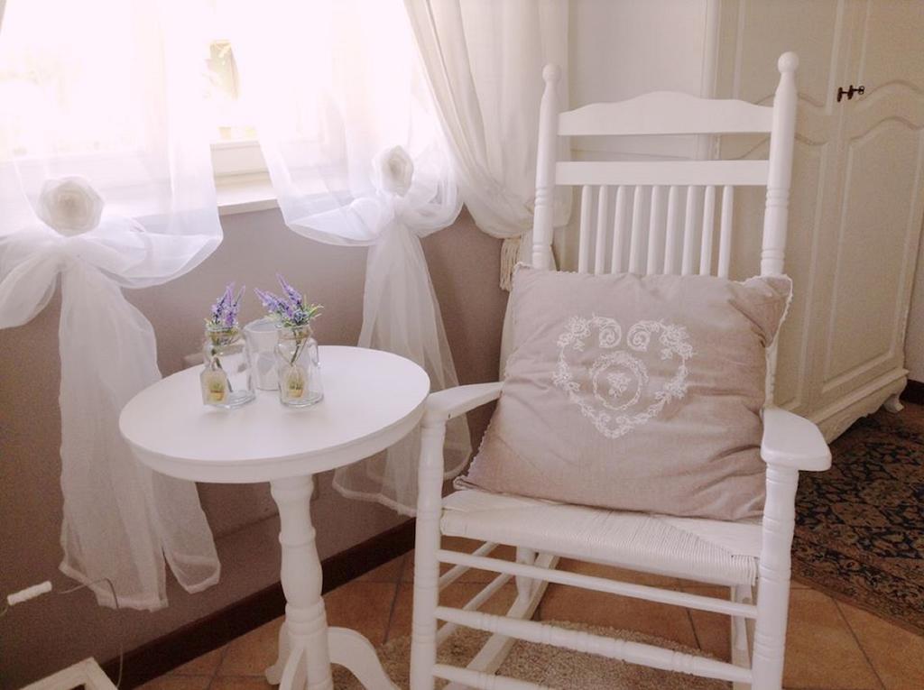 Nina Guest House Longare Eksteriør billede